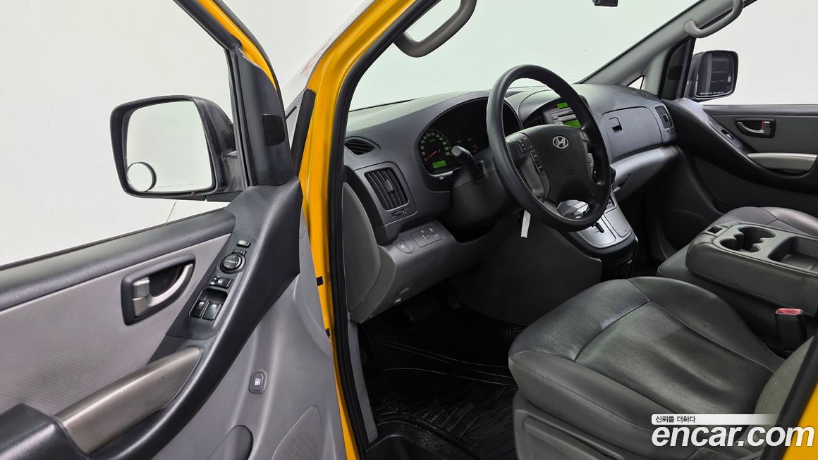 Hyundai Starex 2012