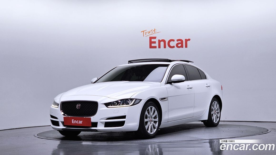 Jaguar XE 2016