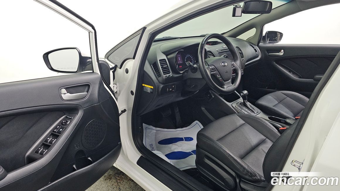 Kia K3 2015