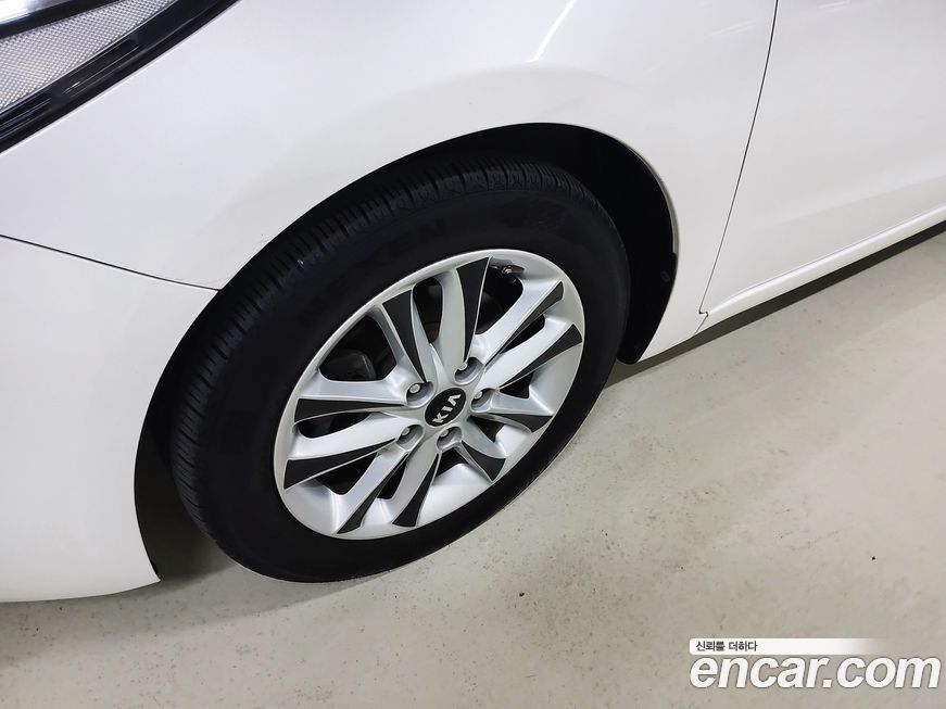 Kia K3 2017