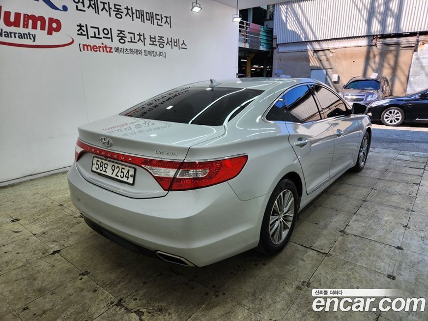 Hyundai Grandeur 2016
