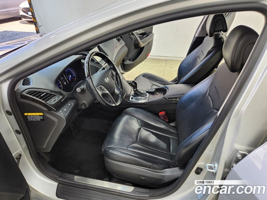 Hyundai Grandeur 2016