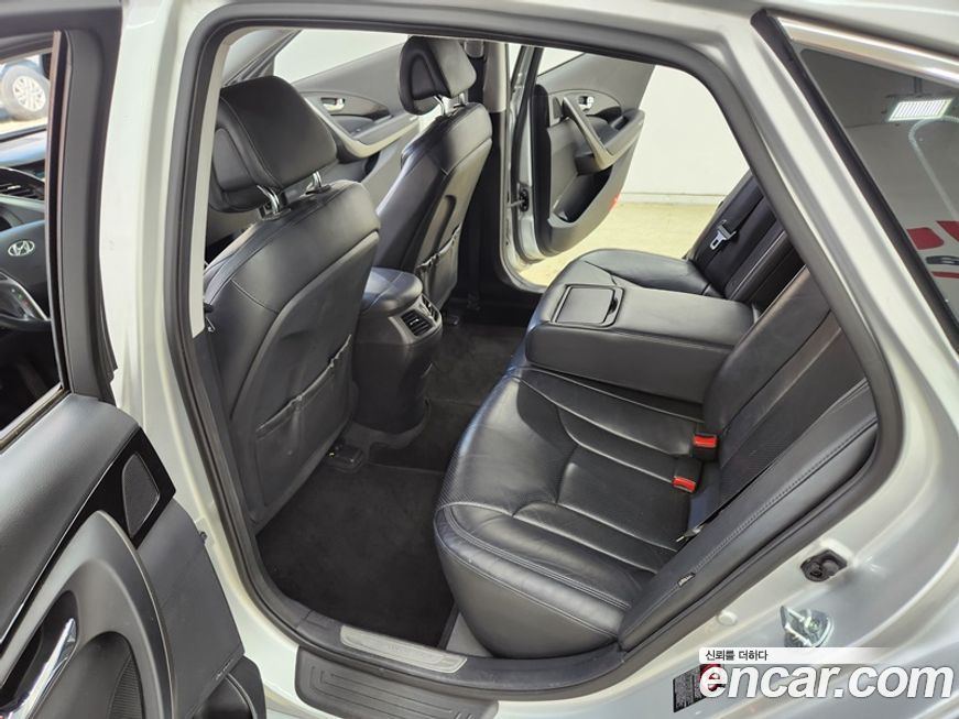 Hyundai Grandeur 2016