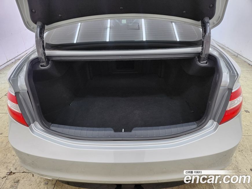 Hyundai Grandeur 2016