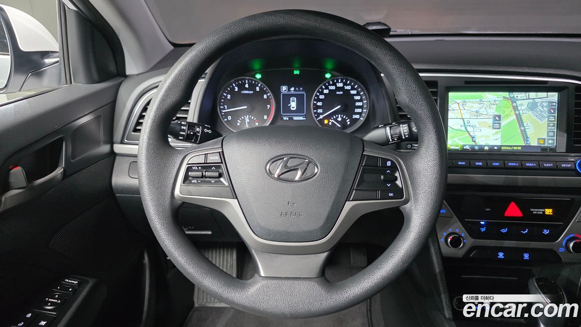 Hyundai AVANTE 2017