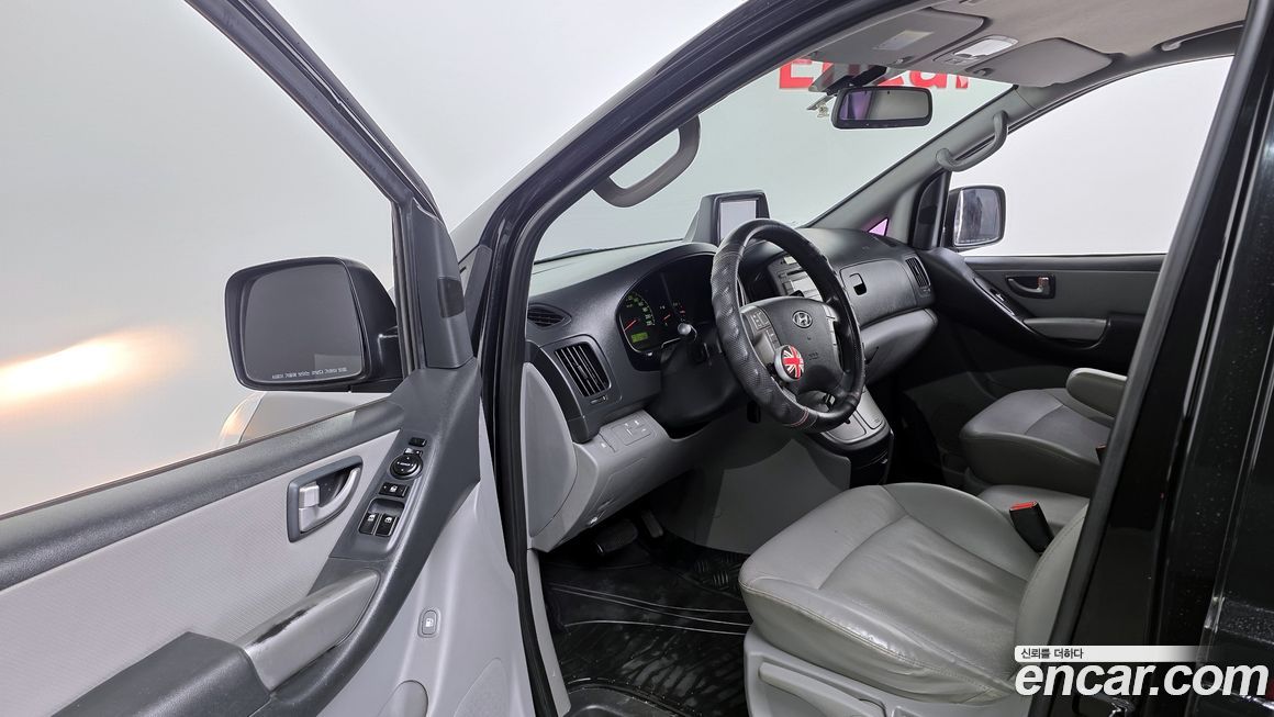 Hyundai Starex 2016