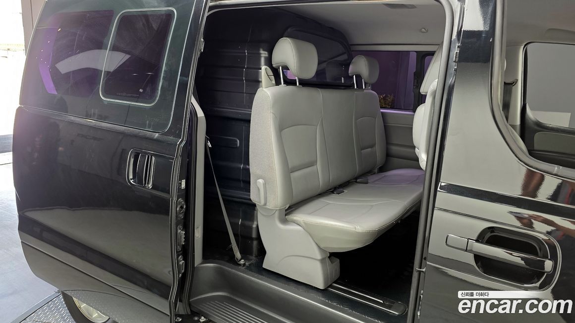 Hyundai Starex 2016