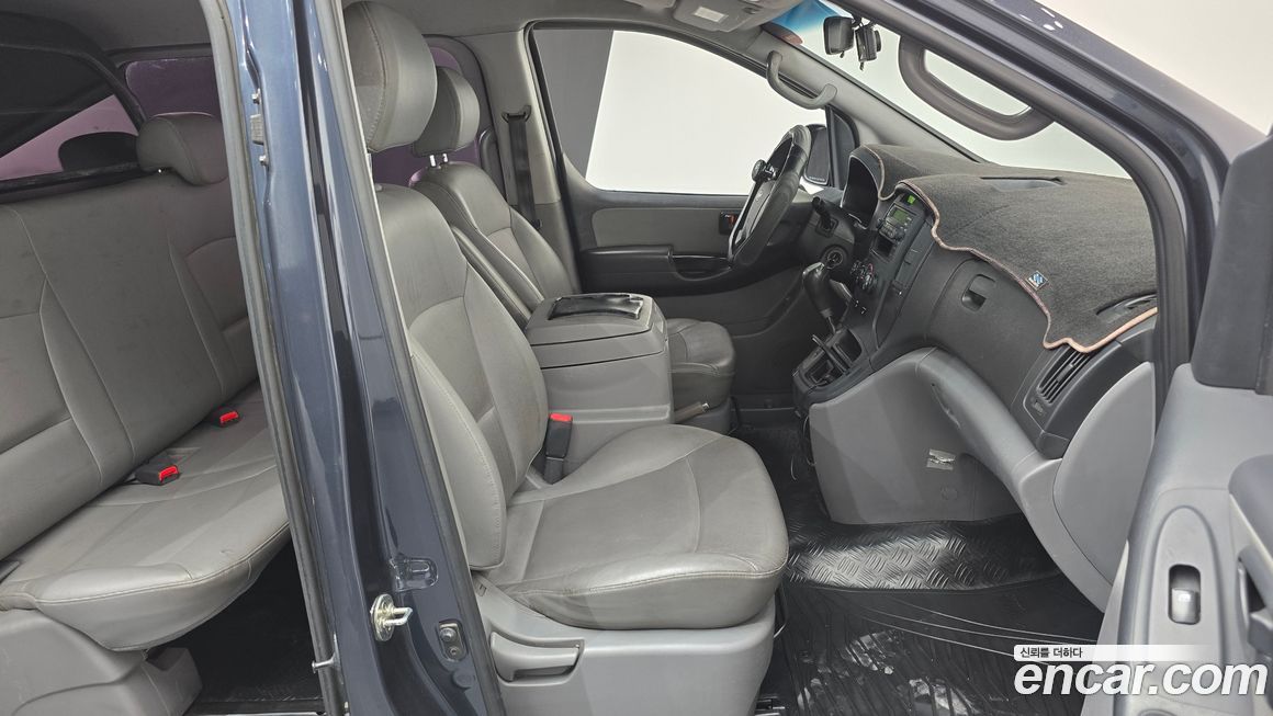 Hyundai Starex 2015