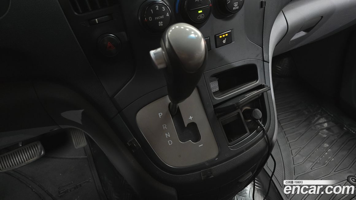Hyundai Starex 2015