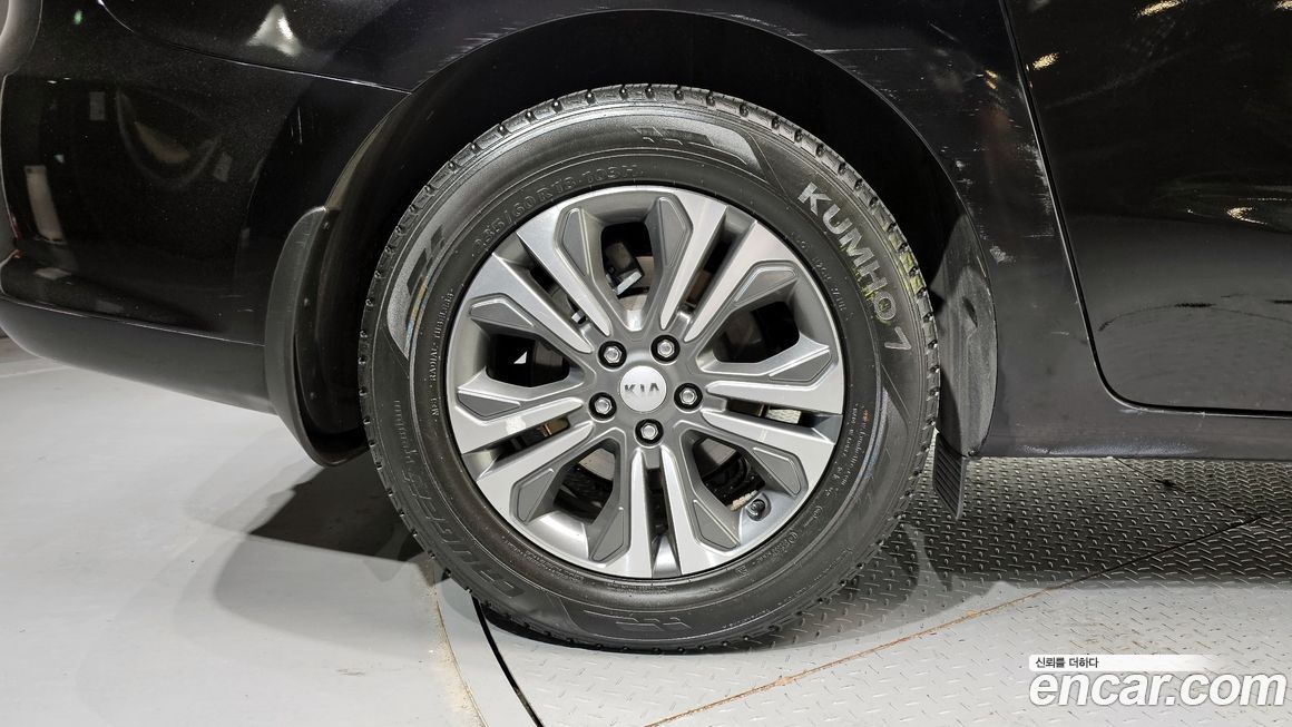 Kia Canival 2019