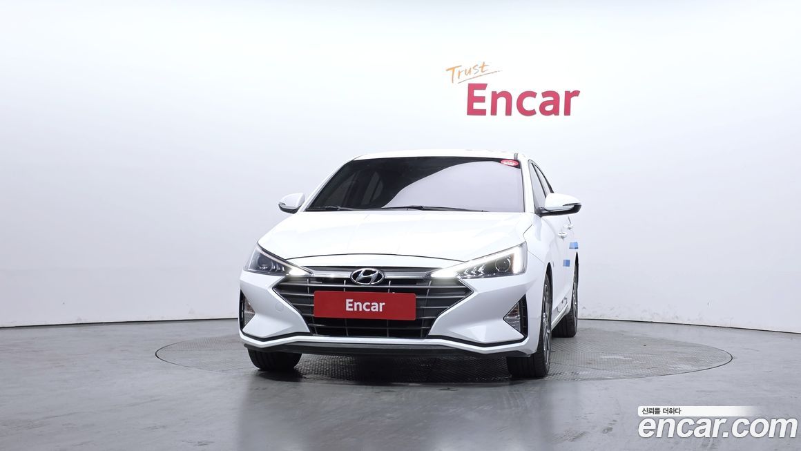 Hyundai AVANTE 2019