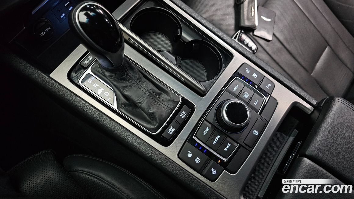 Hyundai Genesis 2016