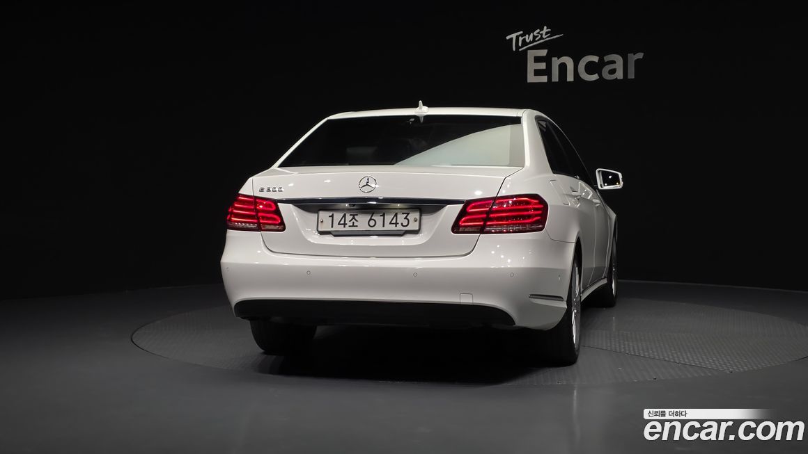 Mercedes-Benz E-Class 2016
