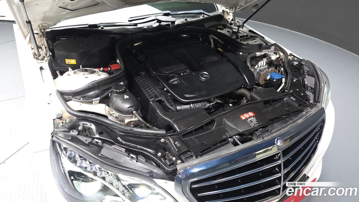 Mercedes-Benz E-Class 2016