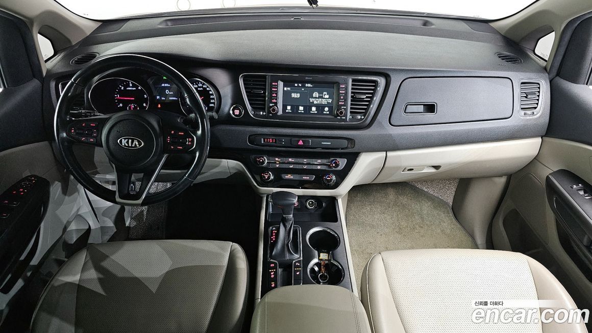 Kia Canival 2019