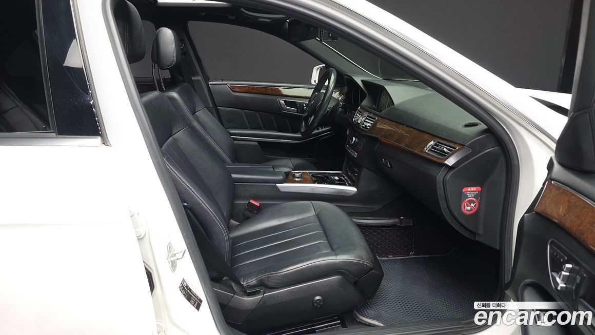 Mercedes-Benz E-Class 2016