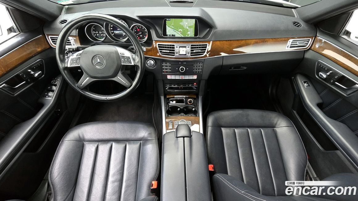 Mercedes-Benz E-Class 2016