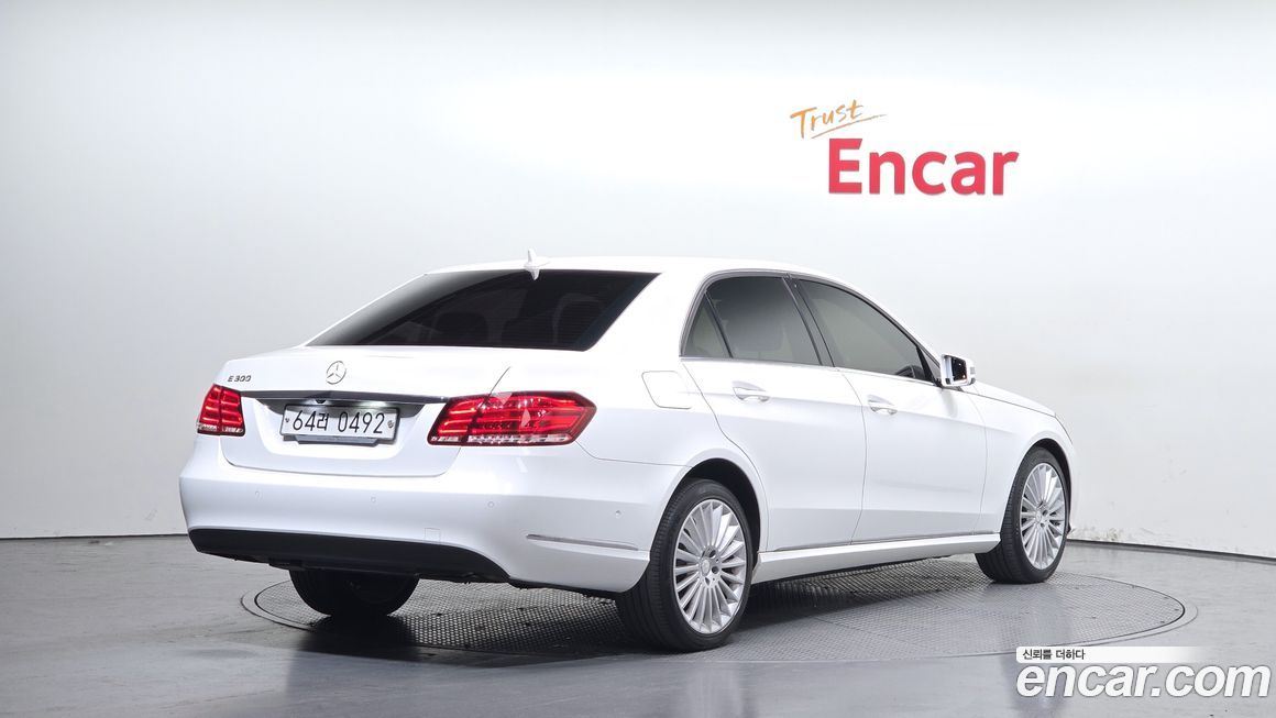 Mercedes-Benz E-Class 2016