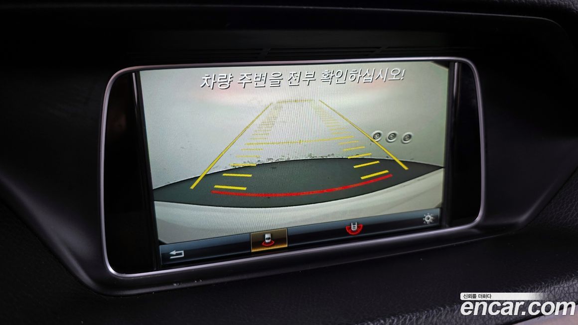 Mercedes-Benz E-Class 2016