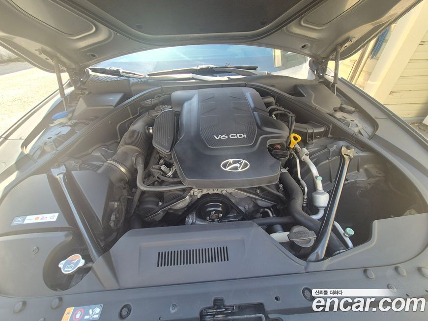 Hyundai Genesis 2015