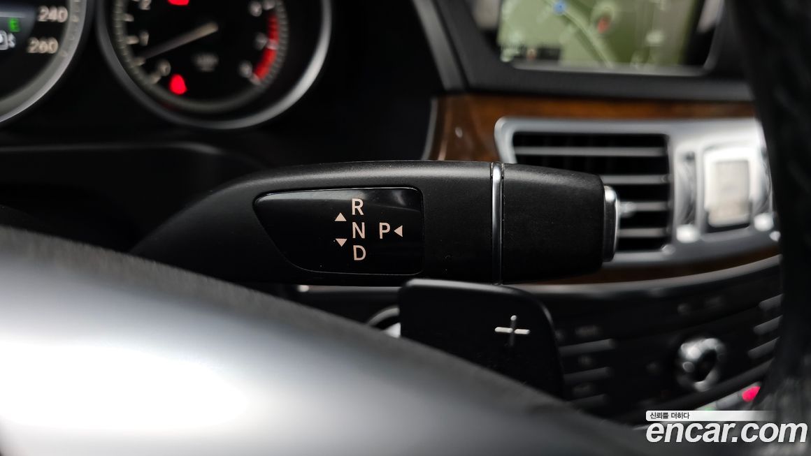 Mercedes-Benz E-Class 2016