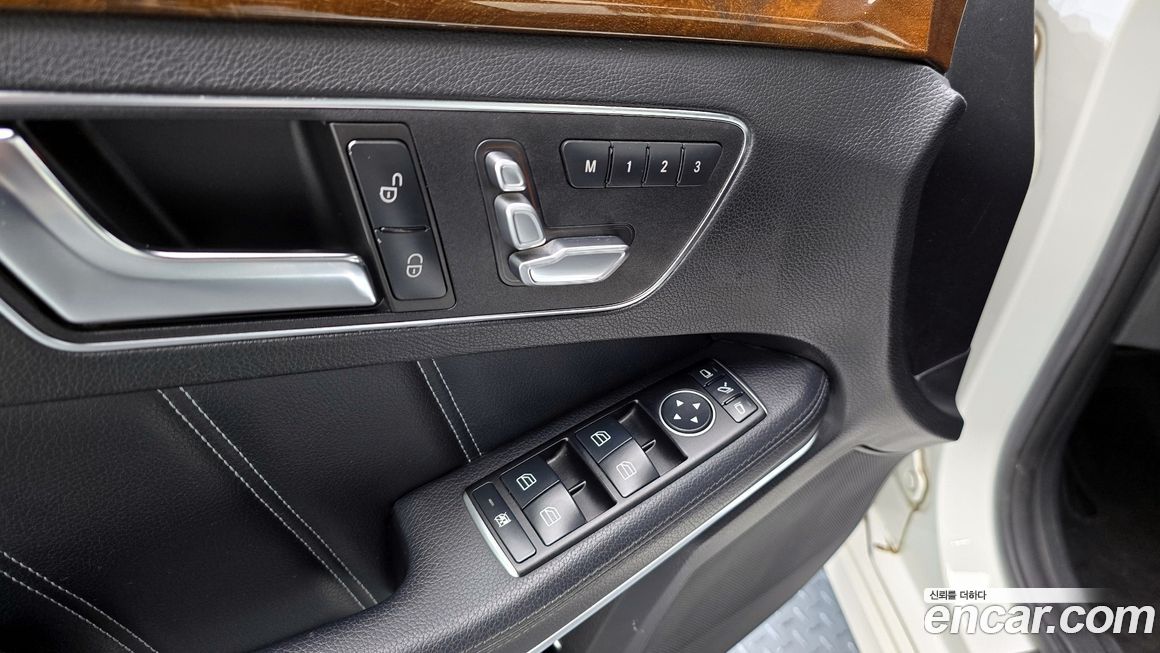 Mercedes-Benz E-Class 2016