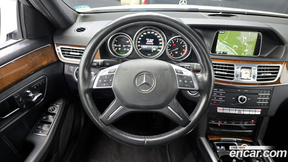 Mercedes-Benz E-Class 2016