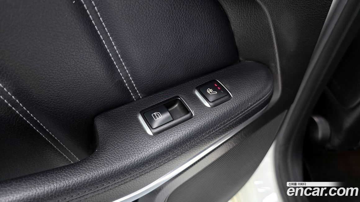 Mercedes-Benz E-Class 2016