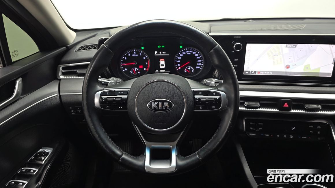 Kia K5 2021