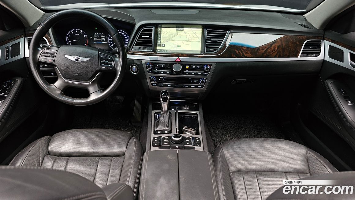 Hyundai Genesis 2016