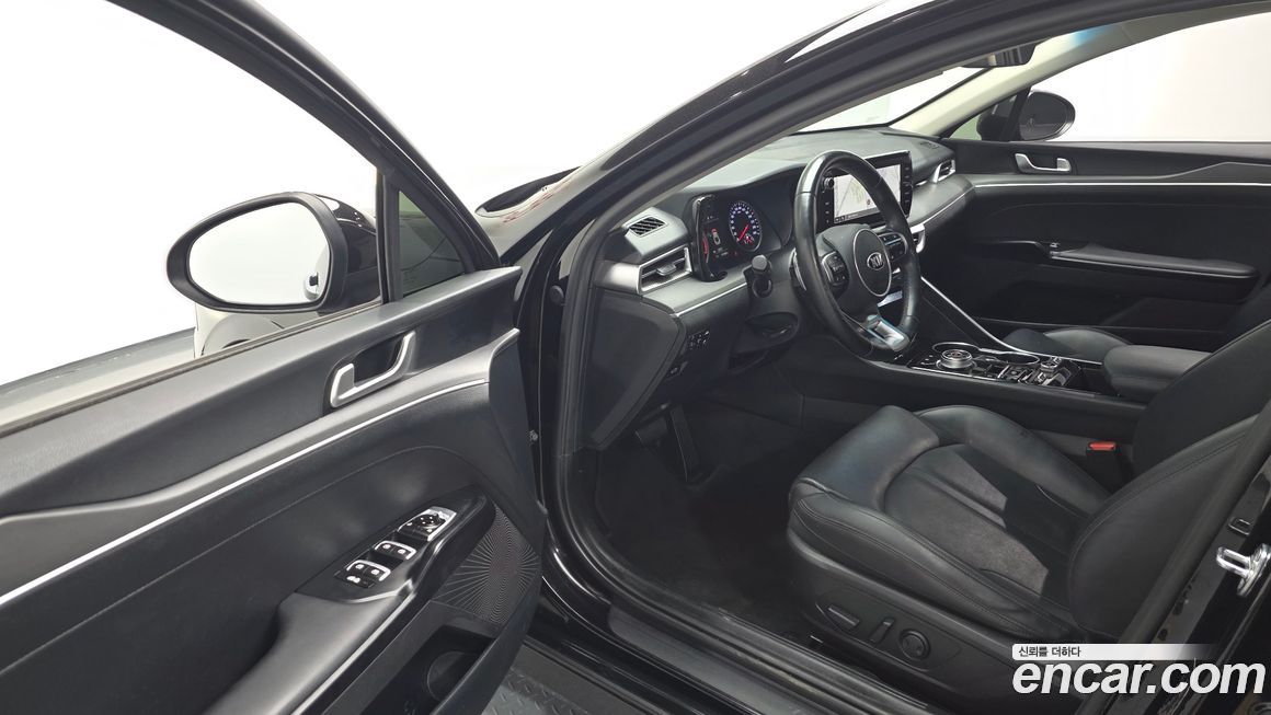 Kia K5 2021