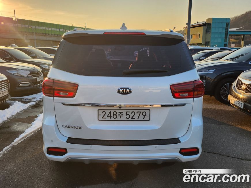 Kia Canival 2019