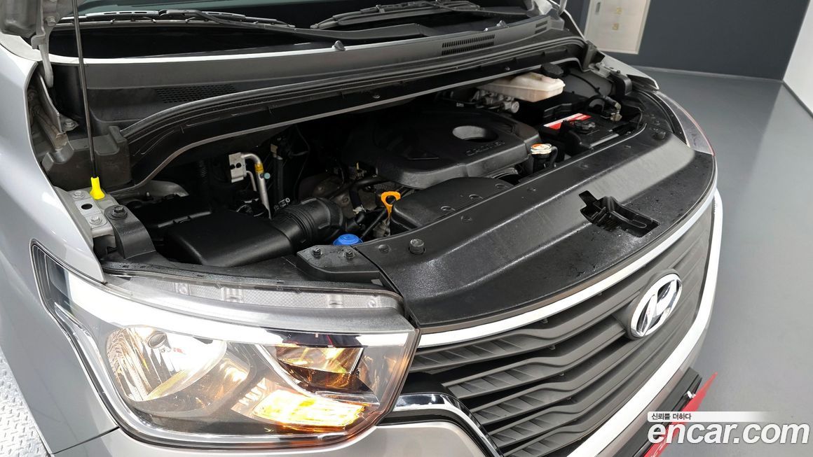 Hyundai Starex 2018