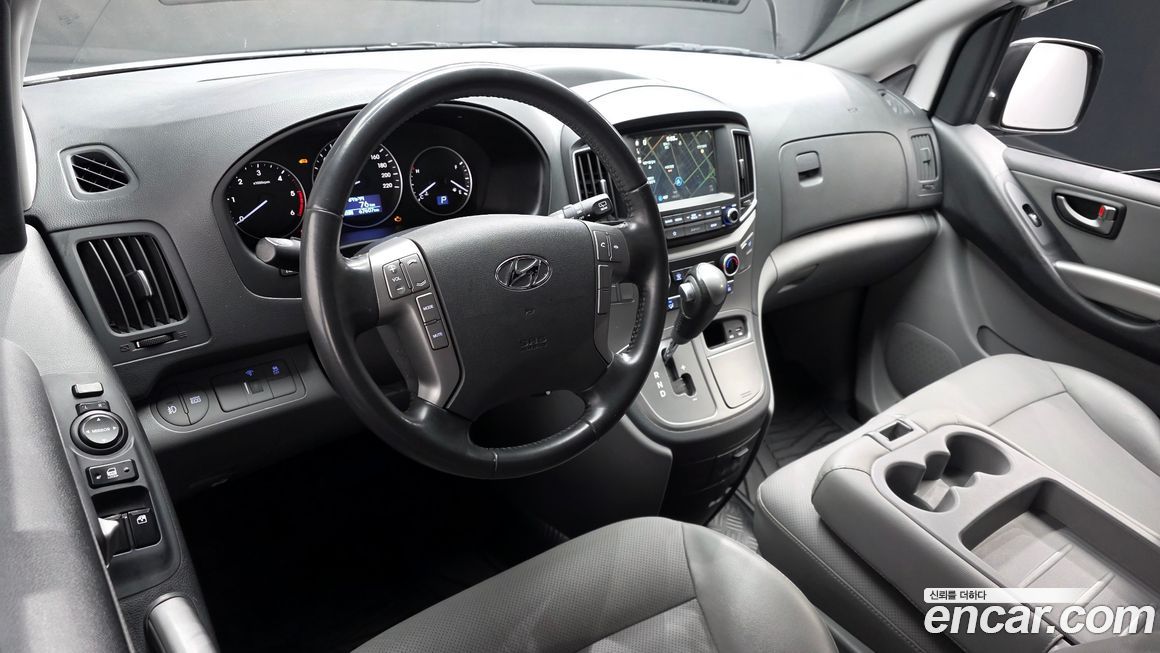 Hyundai Starex 2018