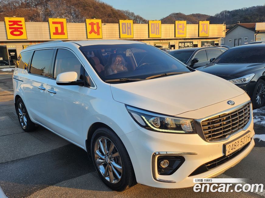 Kia Canival 2019