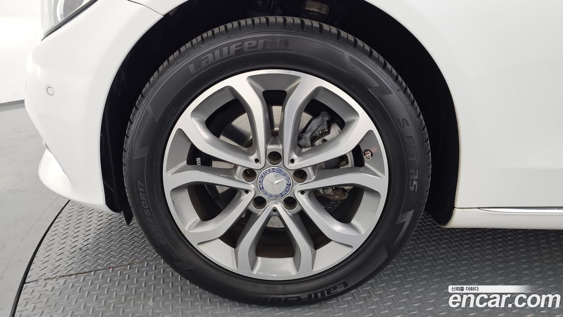 Mercedes-Benz C-Class 2015