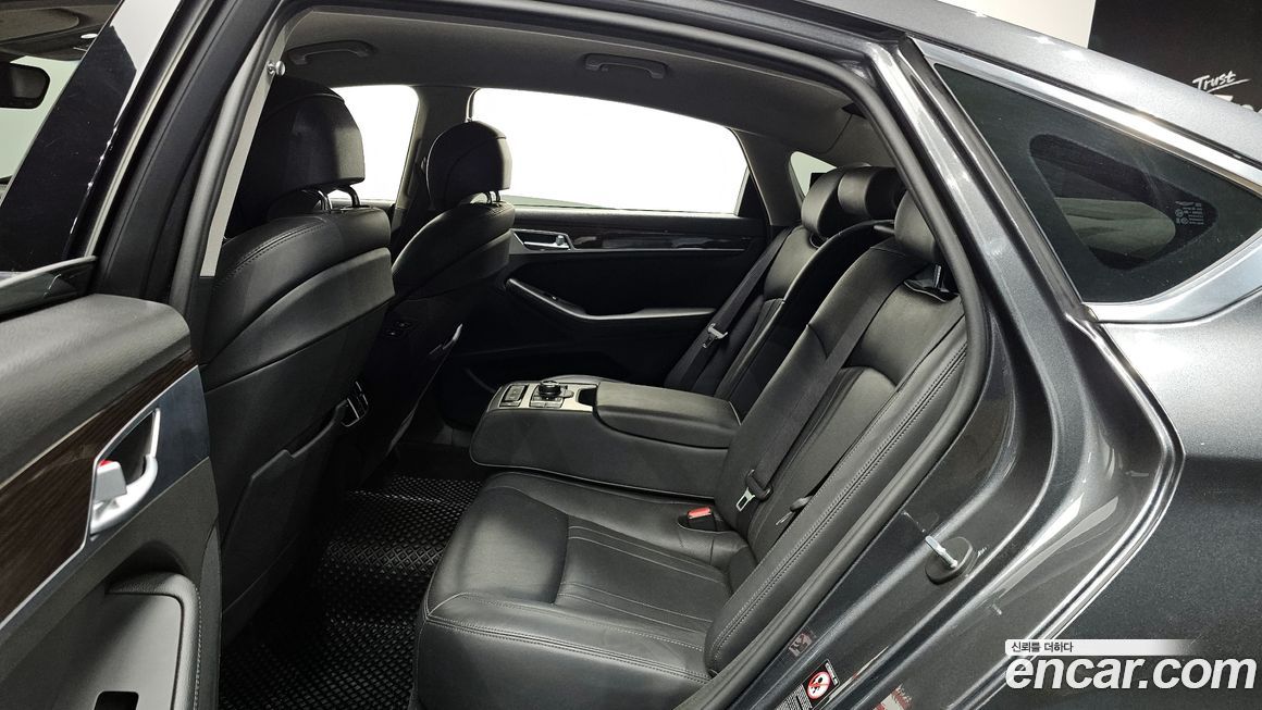 Genesis G80 2018