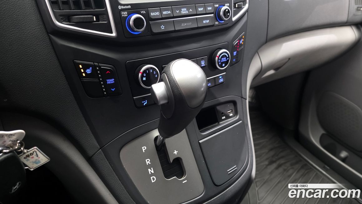 Hyundai Starex 2019