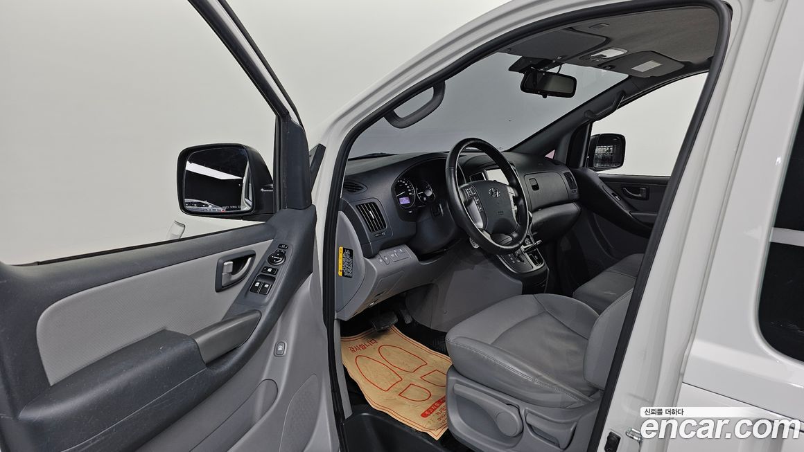 Hyundai Starex 2021