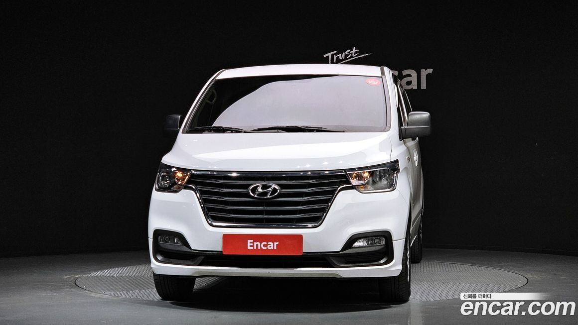 Hyundai Starex 2021