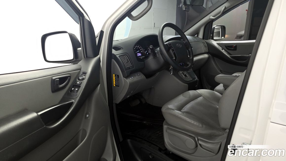 Hyundai Starex 2019