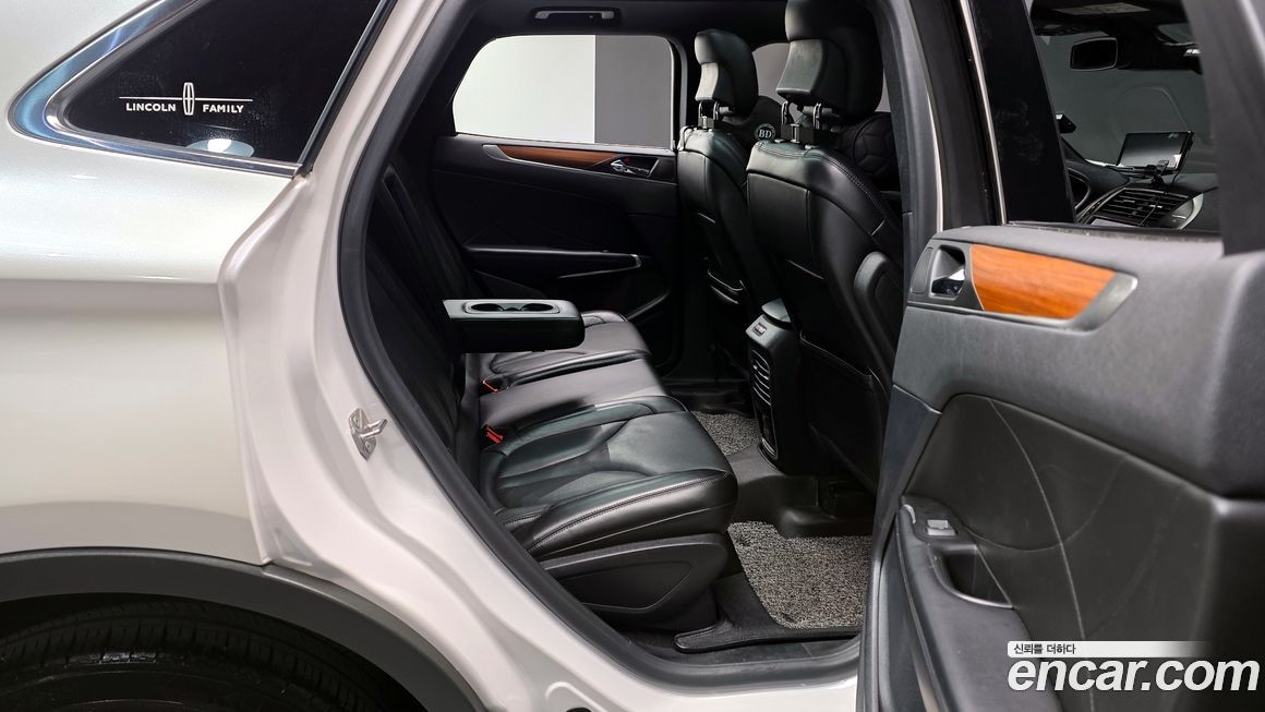 Lincoln MKC 2019