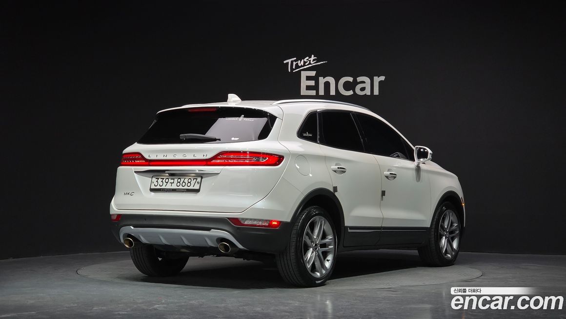 Lincoln MKC 2019