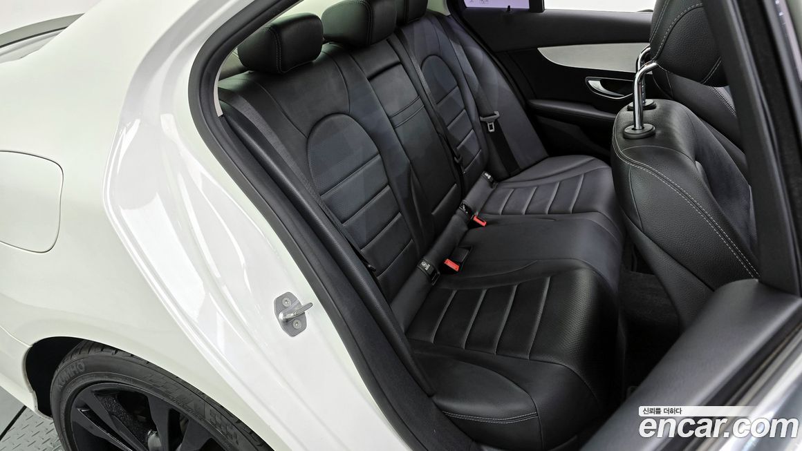 Mercedes-Benz C-Class 2018