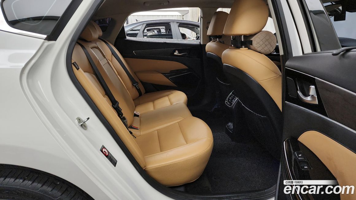 Kia K7 2020