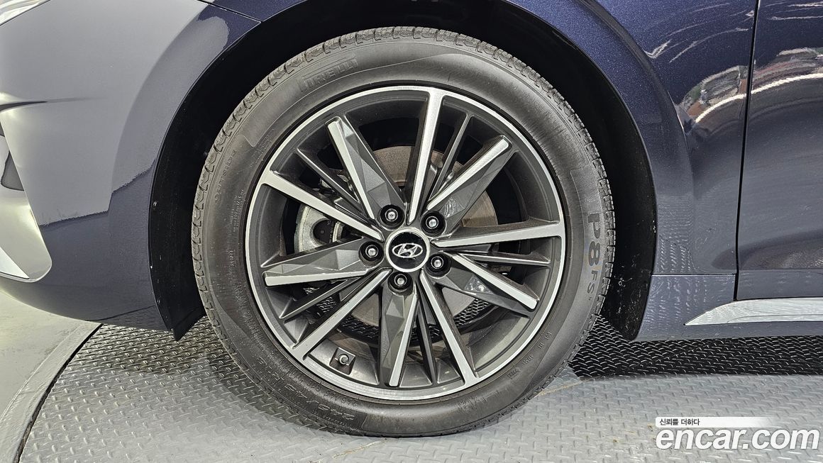 Hyundai Grandeur 2020