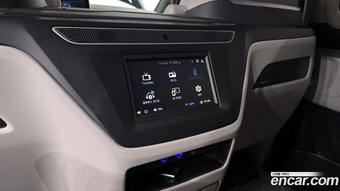 Hyundai Starex 2019