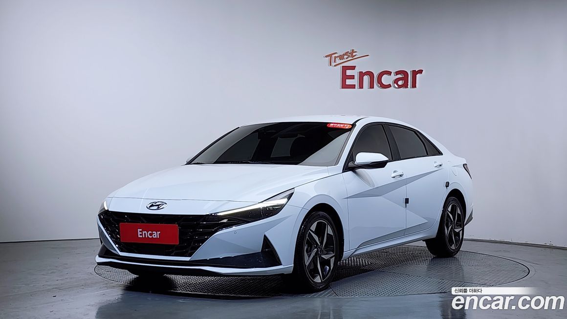 Hyundai AVANTE 2022