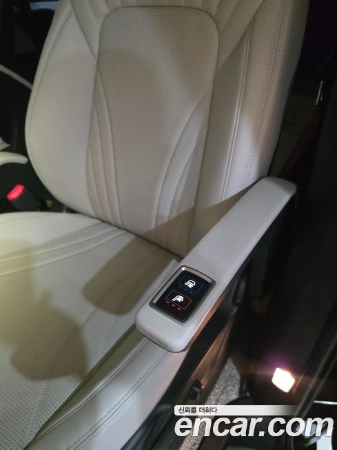 Hyundai Starex 2019