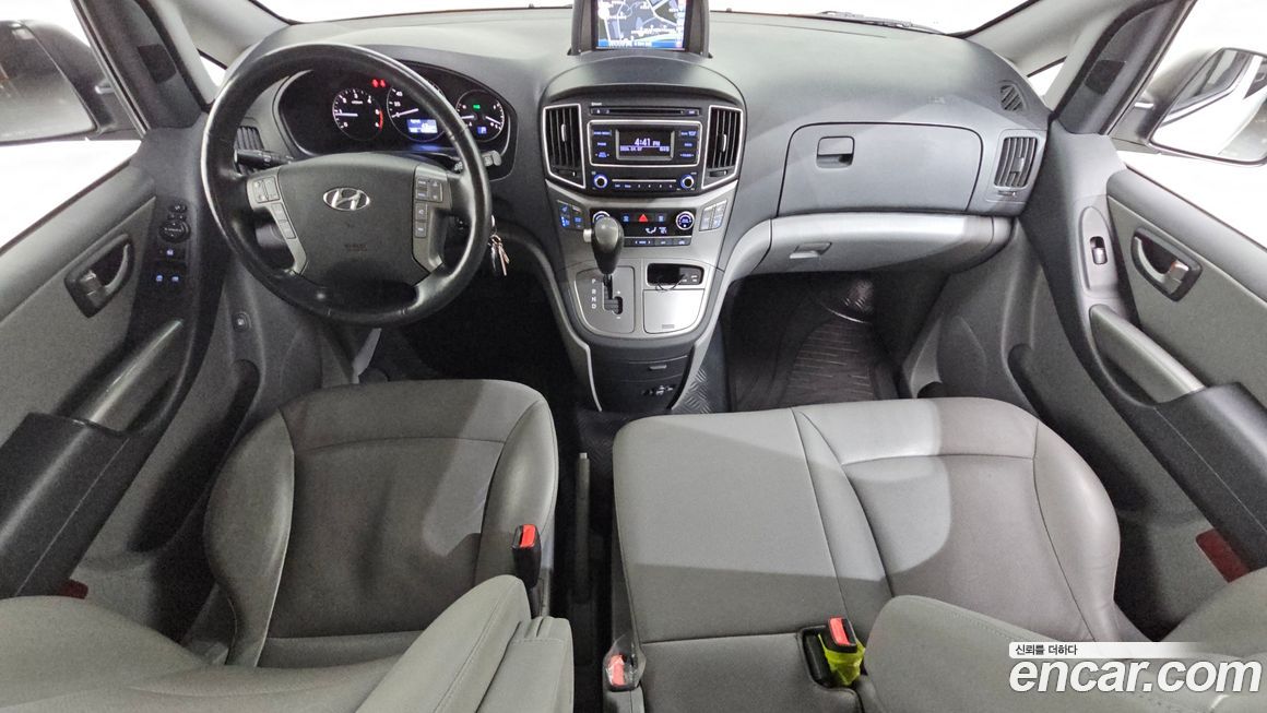 Hyundai Starex 2021